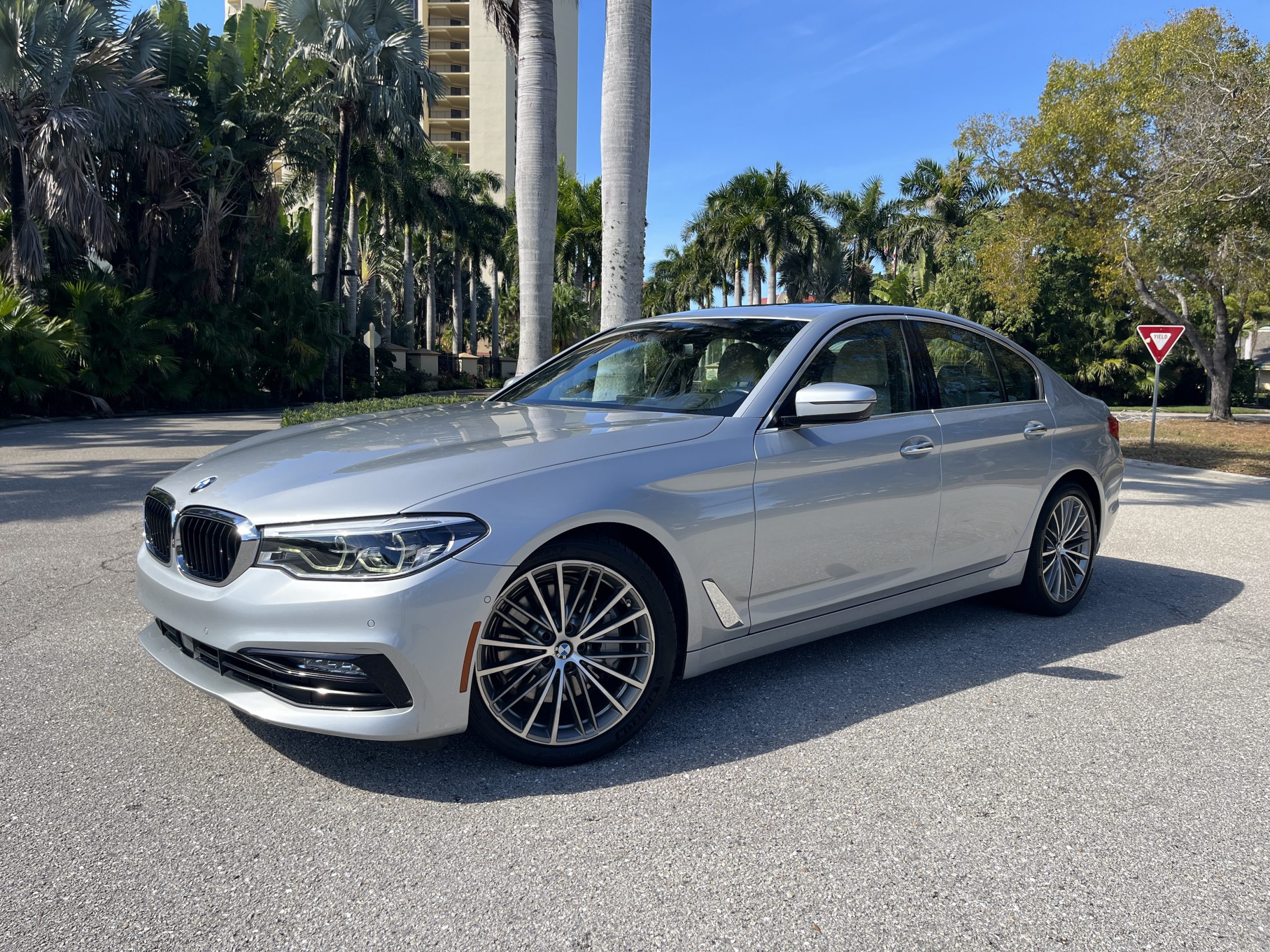 2017 BMW 5 Series 540i