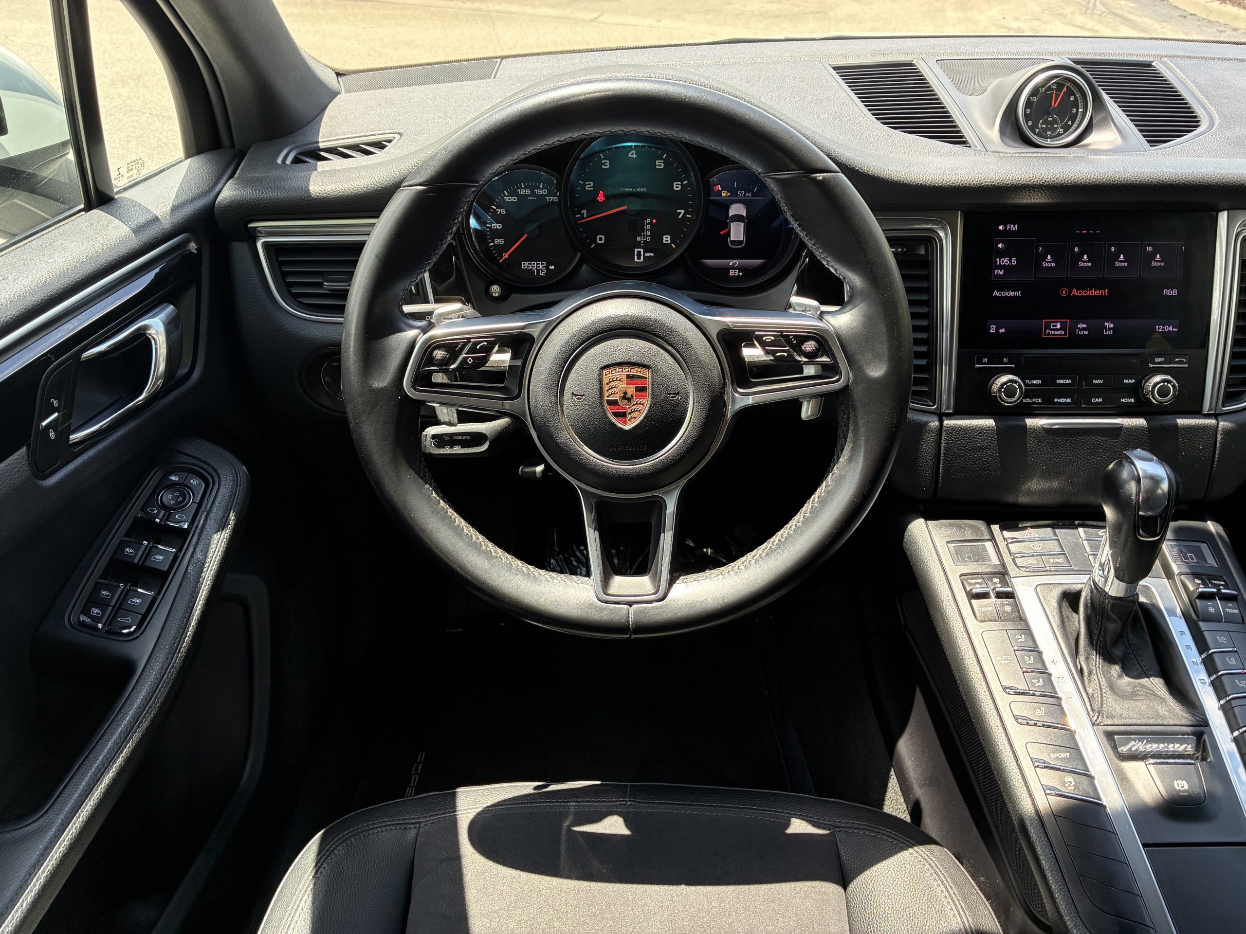 2017 Porsche Macan Base - Photo 13