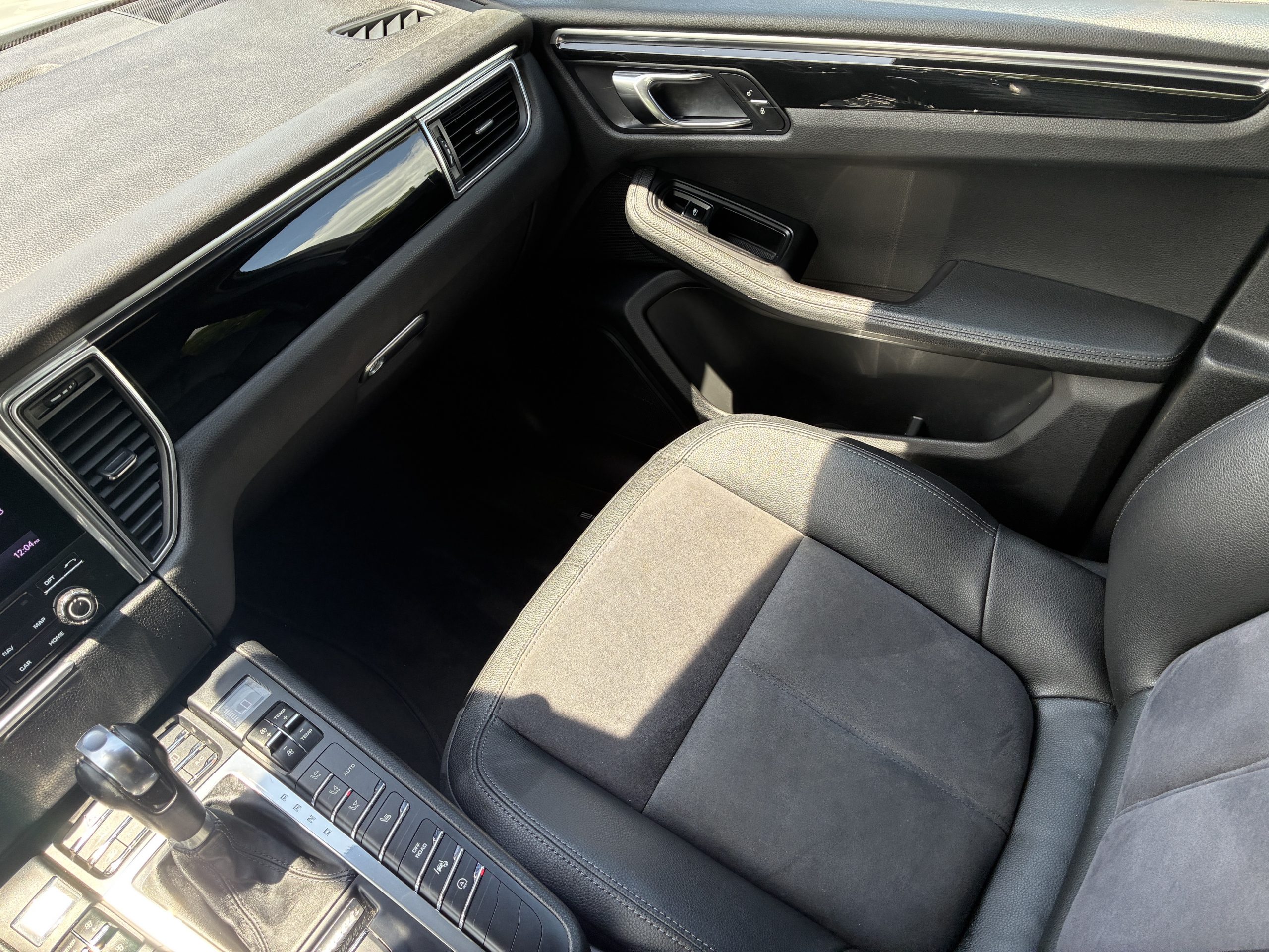 2017 Porsche Macan Base - Photo 14