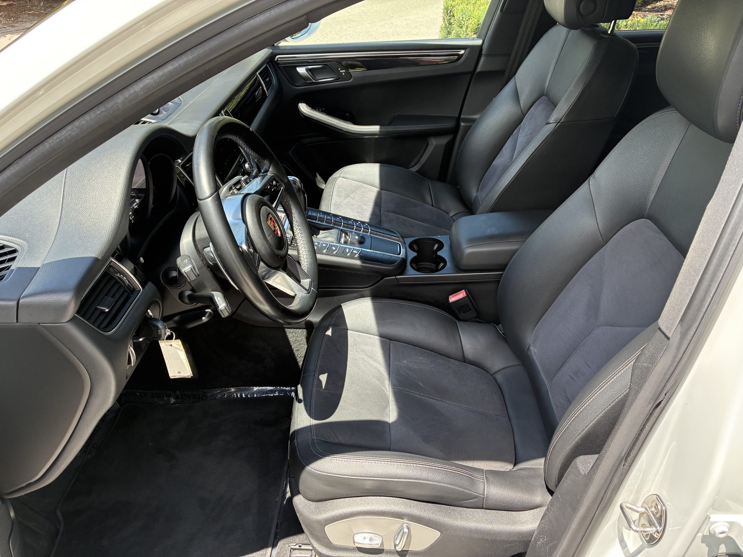 2017 Porsche Macan Base - Photo 16