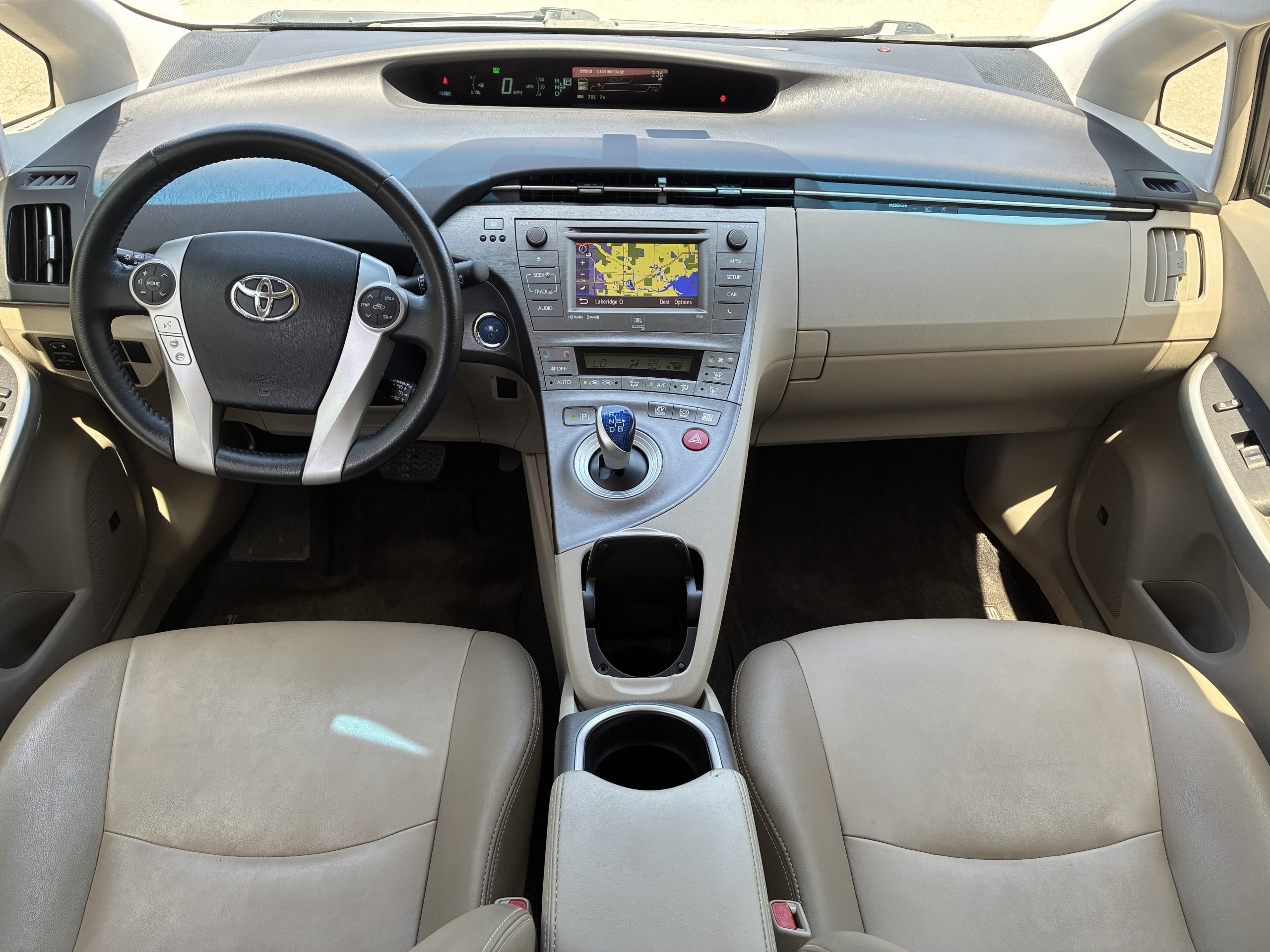 2014 Toyota Prius Five - Photo 9