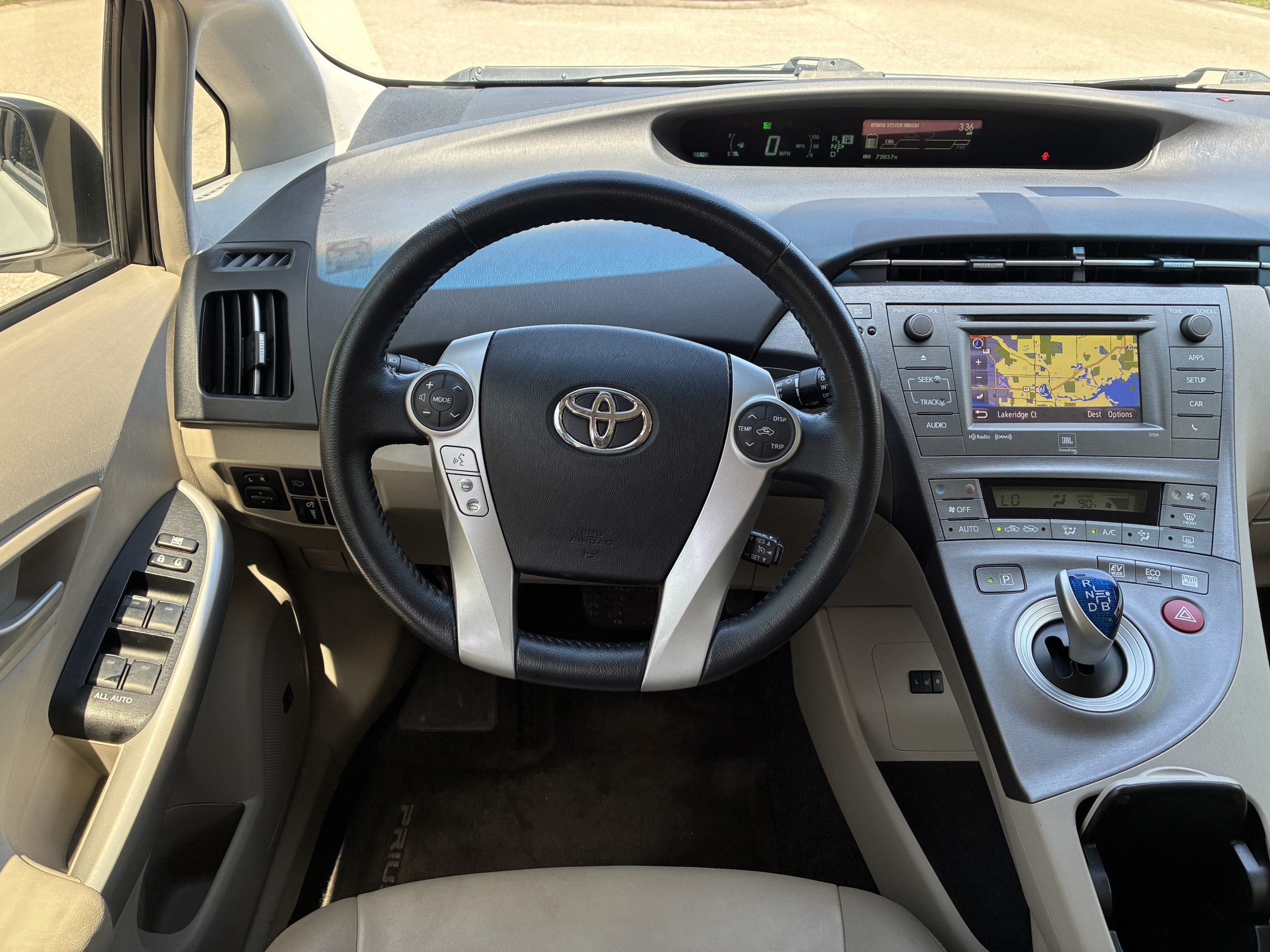 2014 Toyota Prius Five - Photo 10